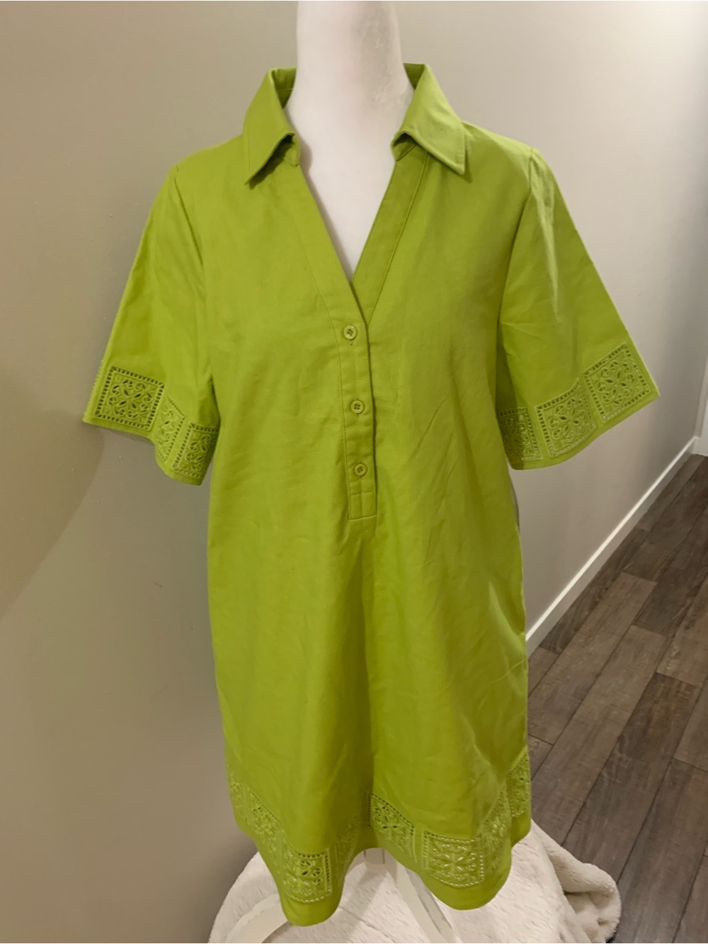 entro Lime Green Women’s Top